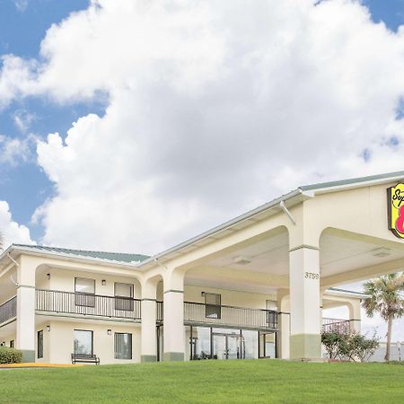 Super 8 By Wyndham Mobile Hotel Exterior photo